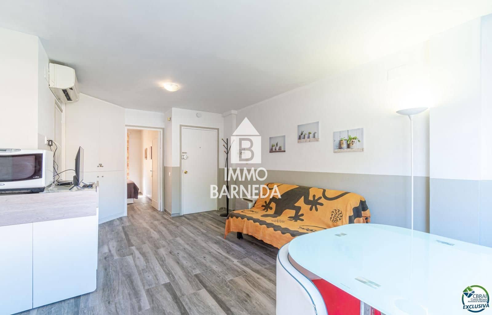 1 bedroom Flat for sale in Empuriabrava with pool - € 155,000 (Ref: 9936691)