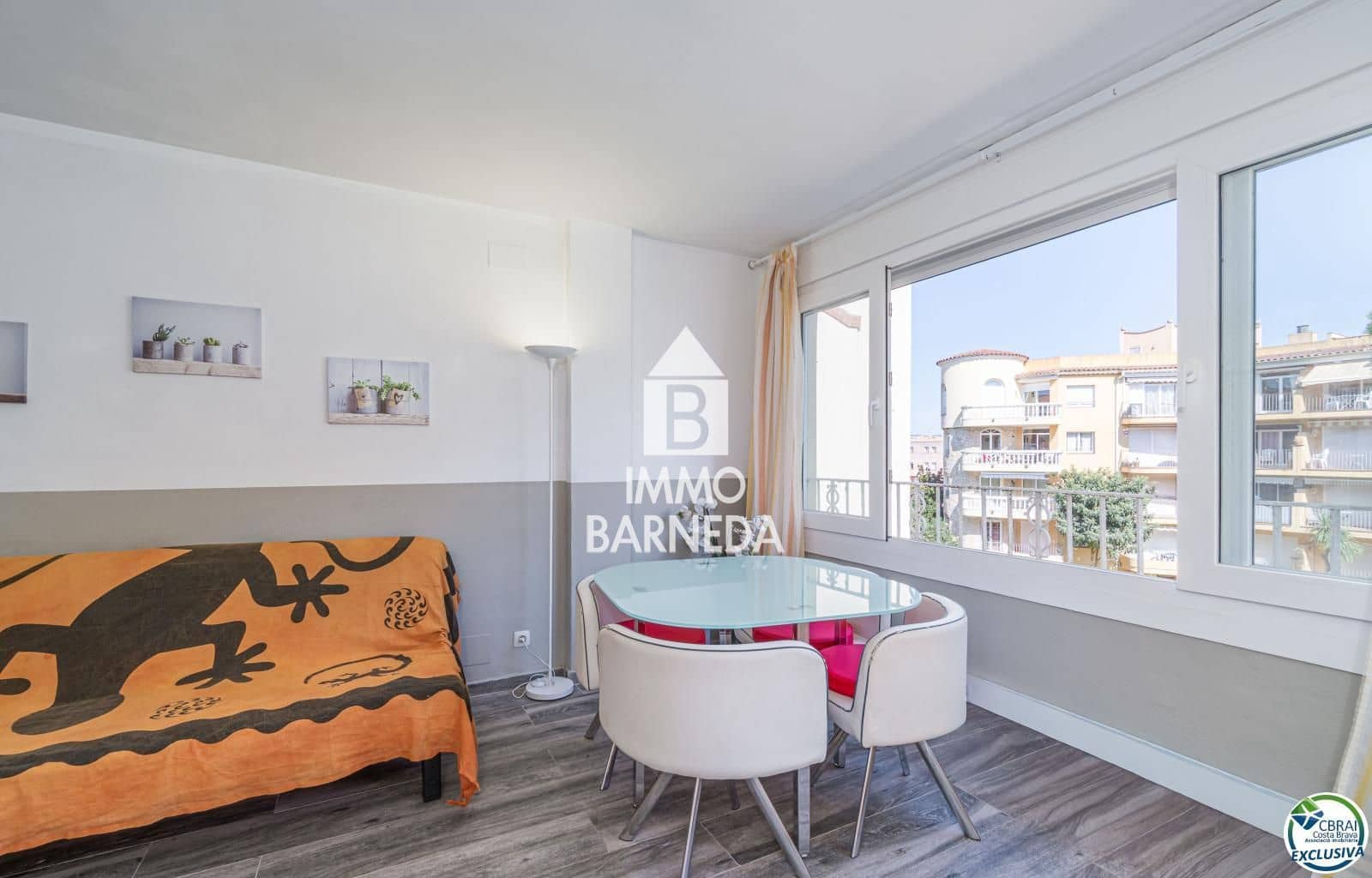 1 bedroom Flat for sale in Empuriabrava with pool - € 155,000 (Ref: 9936691)