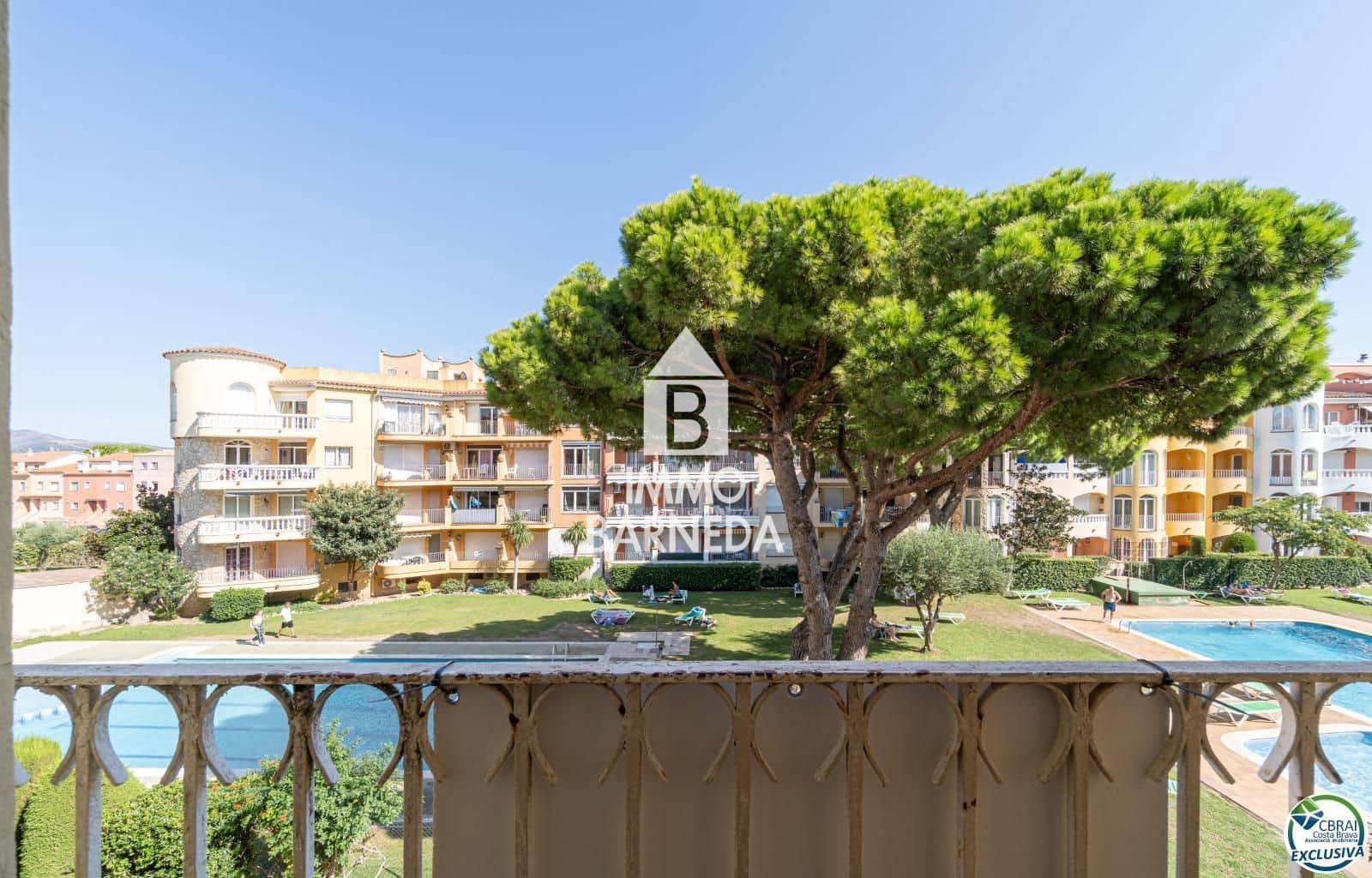 1 bedroom Flat for sale in Empuriabrava with pool - € 155,000 (Ref: 9936691)