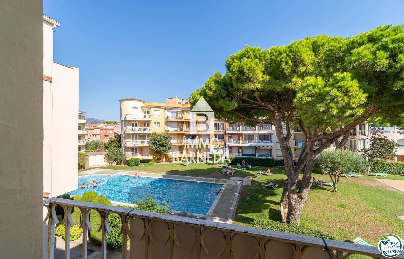 1 bedroom Flat for sale in Empuriabrava with pool - € 155,000 (Ref: 9936691)