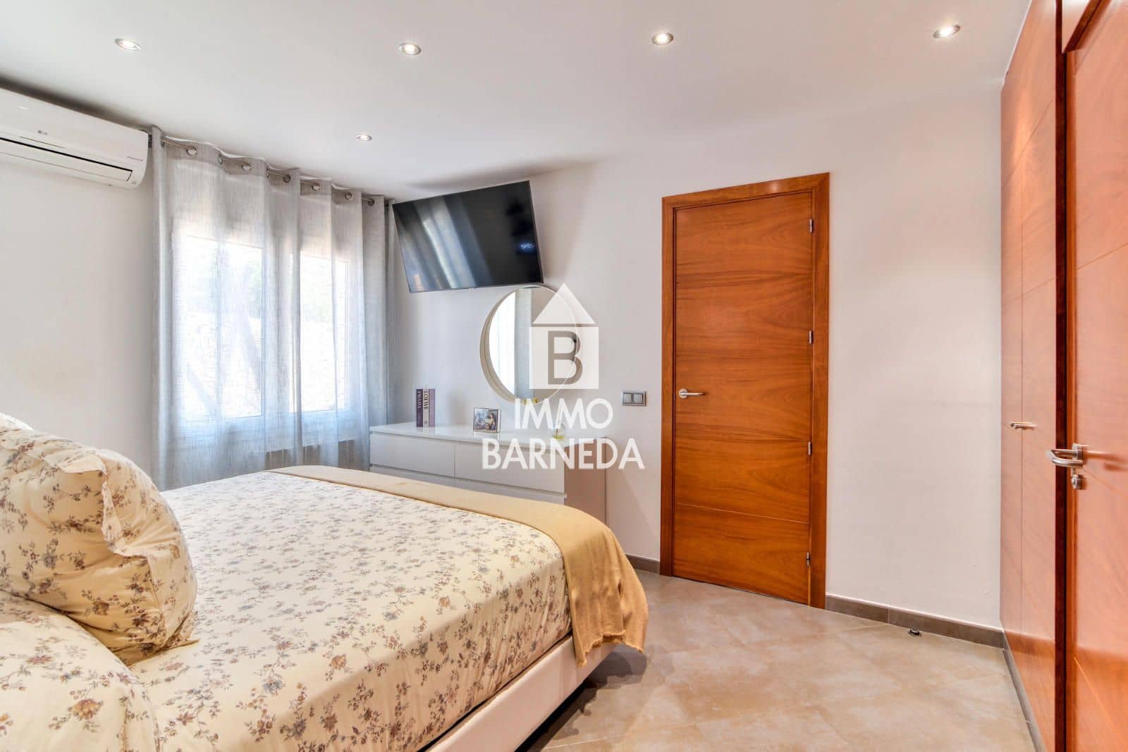 3 slaapkamer Villa te koop in Roses met zwembad garage - € 535.000 (Ref: 9944340)