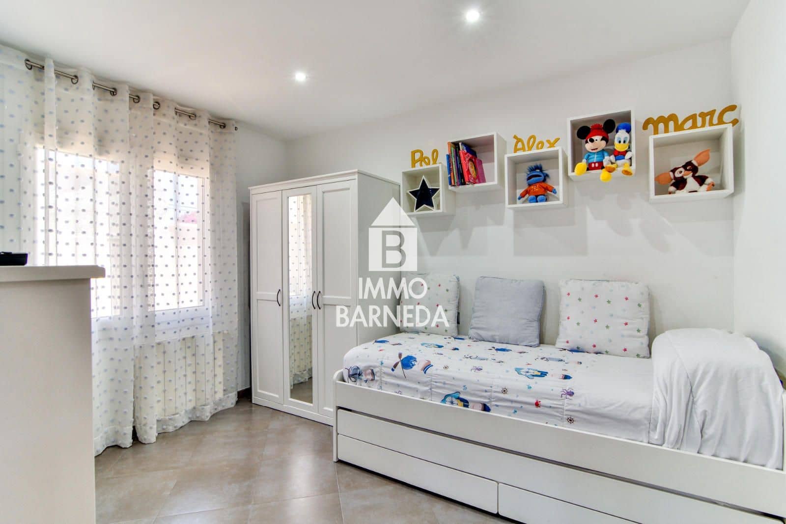 3 slaapkamer Villa te koop in Roses met zwembad garage - € 535.000 (Ref: 9944340)