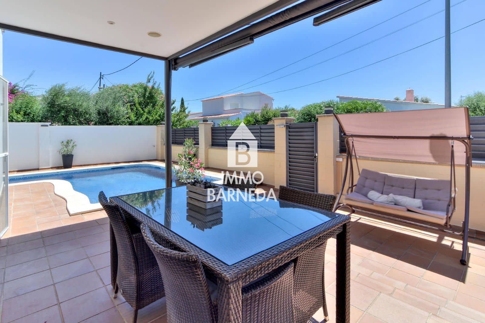 3 slaapkamer Villa te koop in Roses met zwembad garage - € 535.000 (Ref: 9944340)