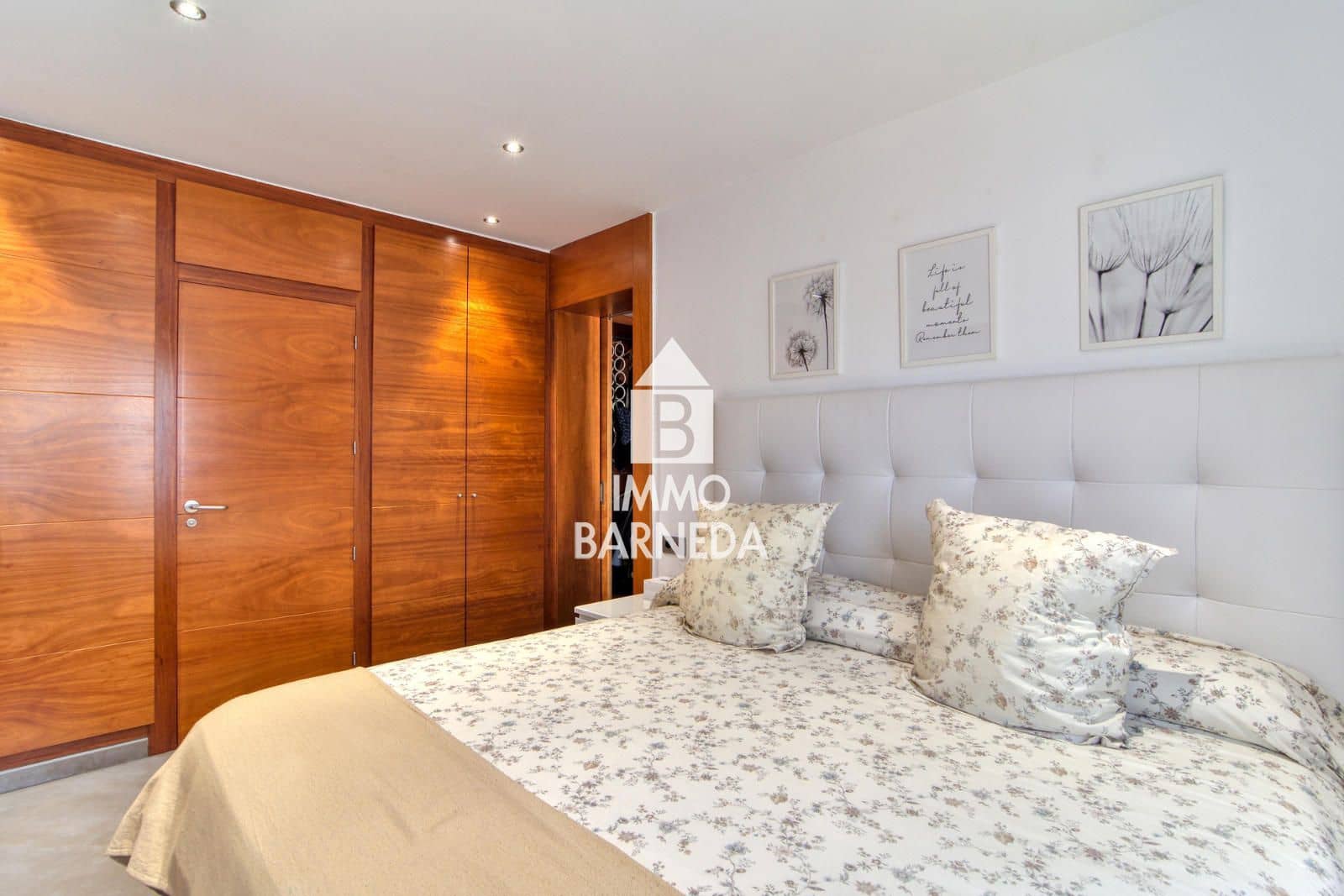 3 slaapkamer Villa te koop in Roses met zwembad garage - € 535.000 (Ref: 9944340)