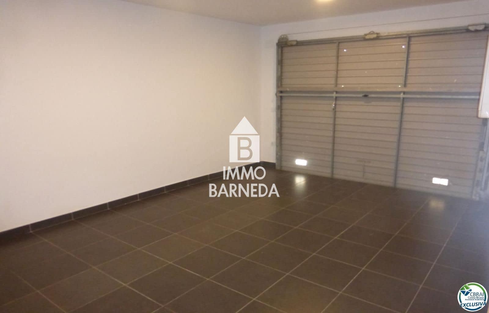 4 soverom Villa til salgs i Empuriabrava med garasje - € 295 000 (Ref: 9944341)