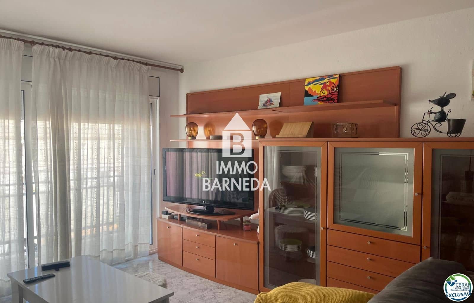 3 slaapkamer Flat te koop in Roses - € 265.000 (Ref: 9946038)