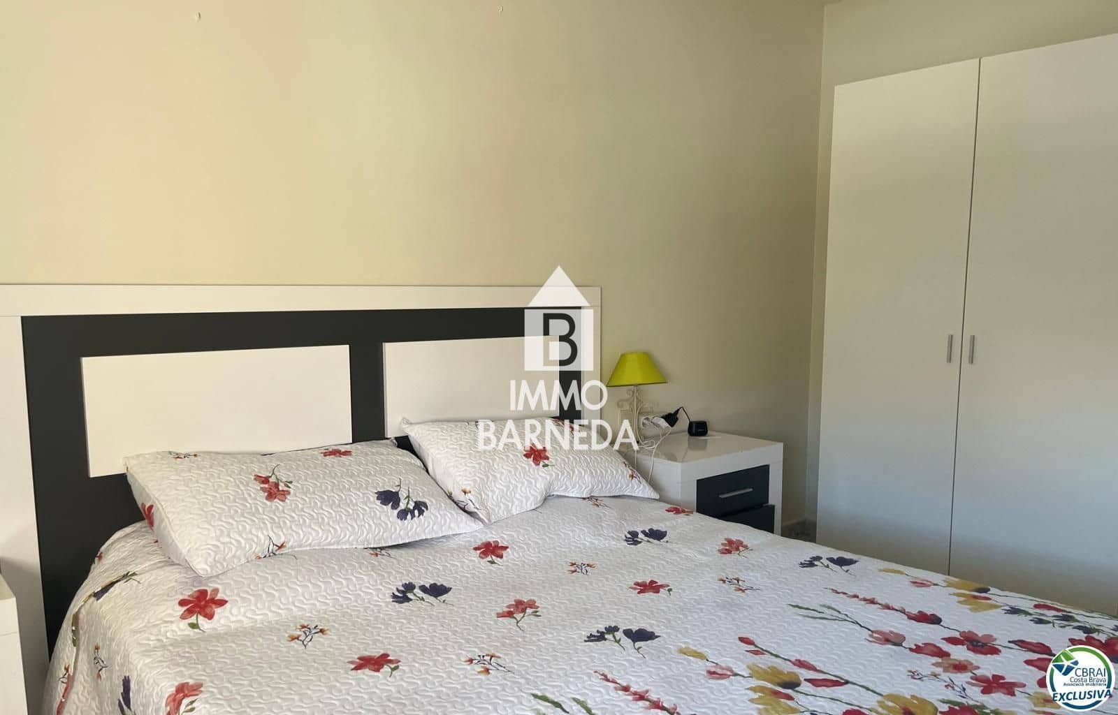 3 slaapkamer Flat te koop in Roses - € 265.000 (Ref: 9946038)