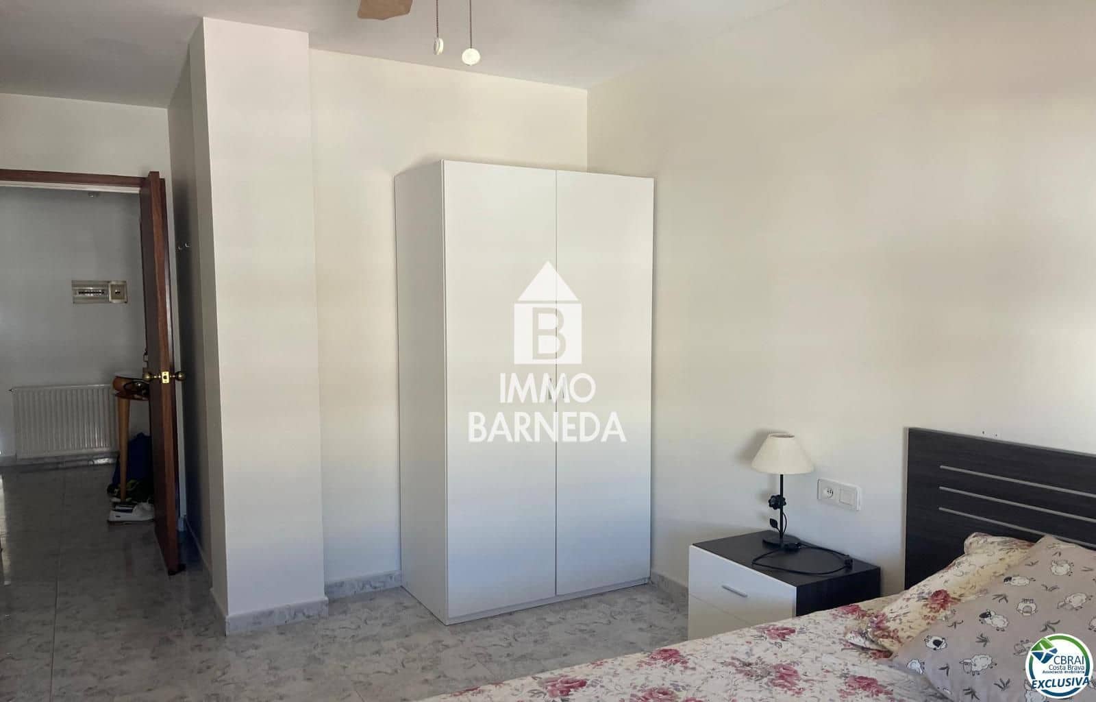3 slaapkamer Flat te koop in Roses - € 265.000 (Ref: 9946038)