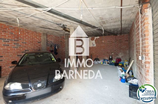 Commercieel te koop in Roses - € 192.000 (Ref: 9956337)