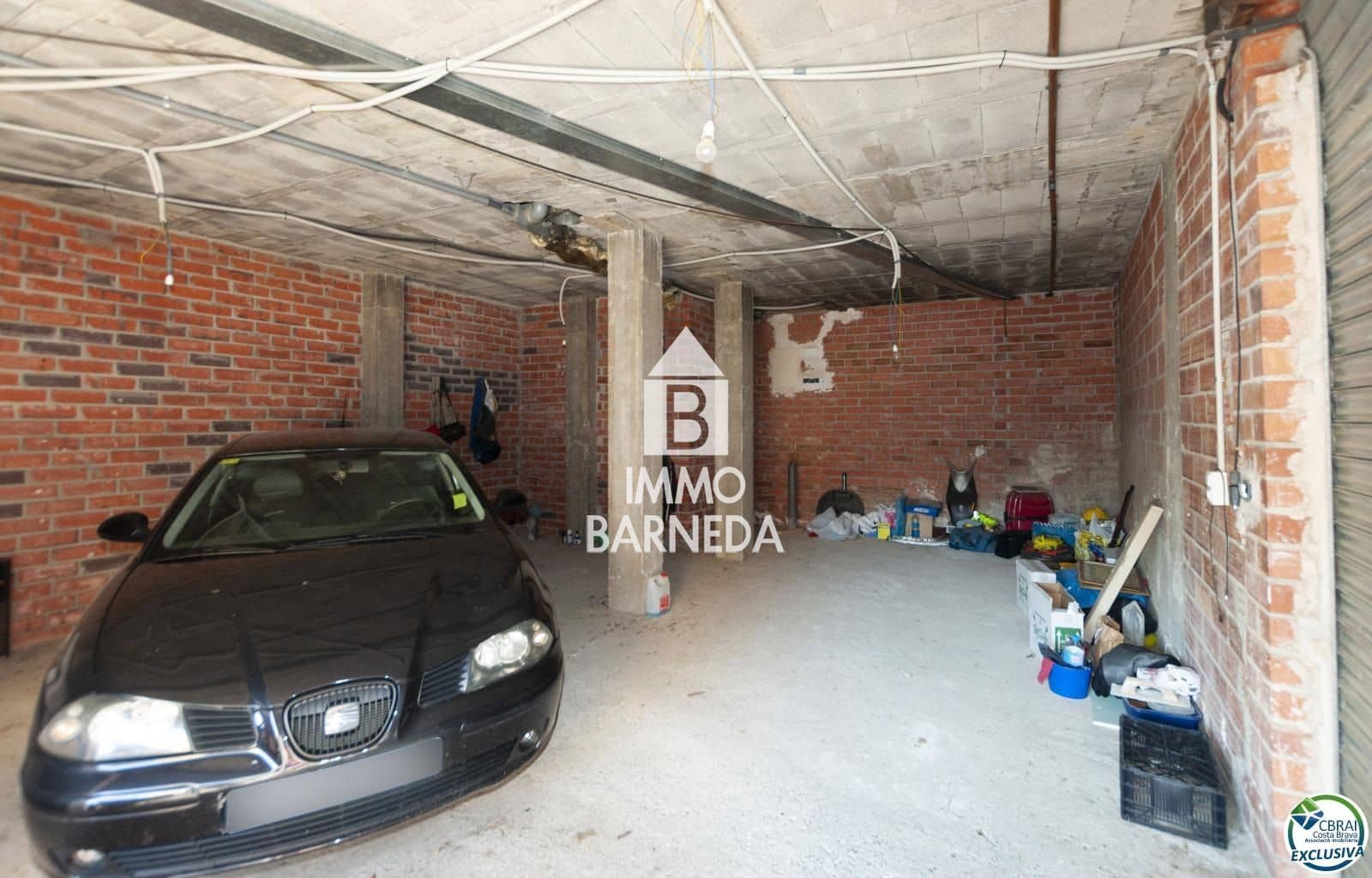 Commercieel te koop in Roses - € 192.000 (Ref: 9956337)