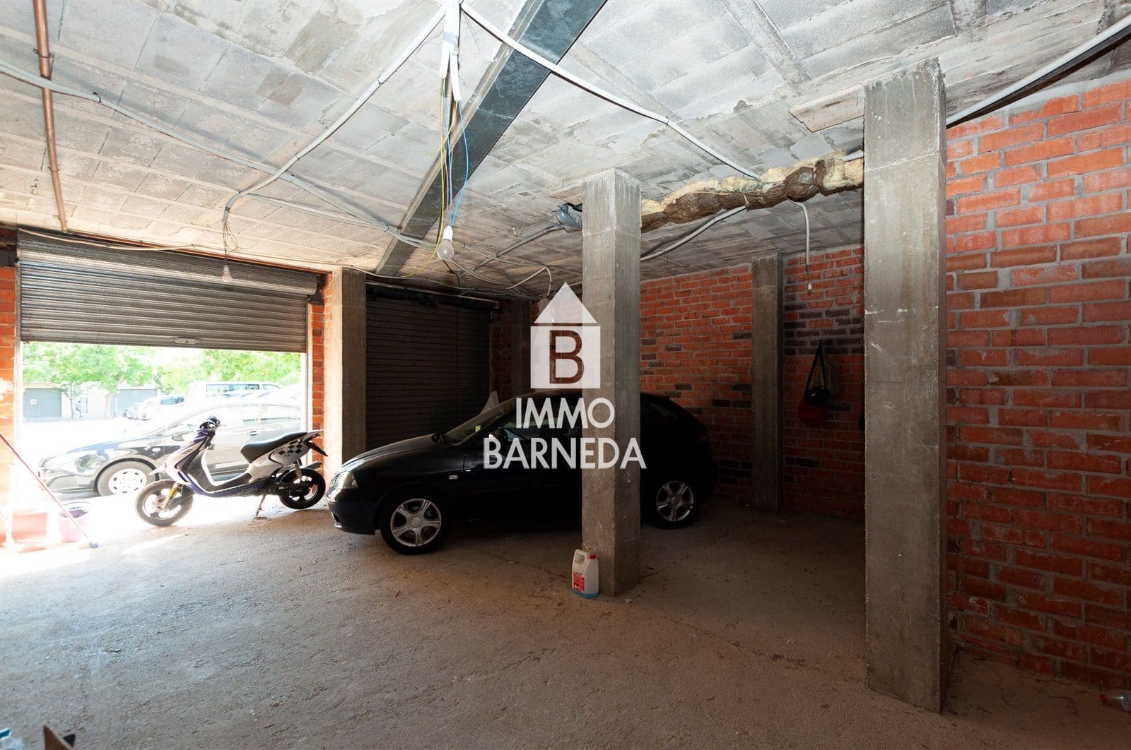 Commercieel te koop in Roses - € 192.000 (Ref: 9956337)