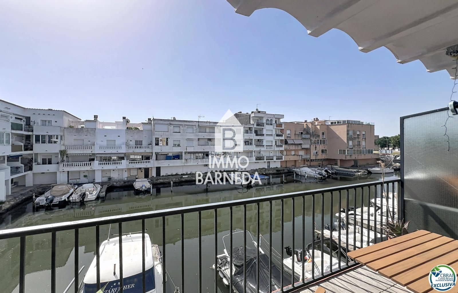Piso de 1 habitación en Empuriabrava en venta con garaje - 144.000 € (Ref: 9958275)