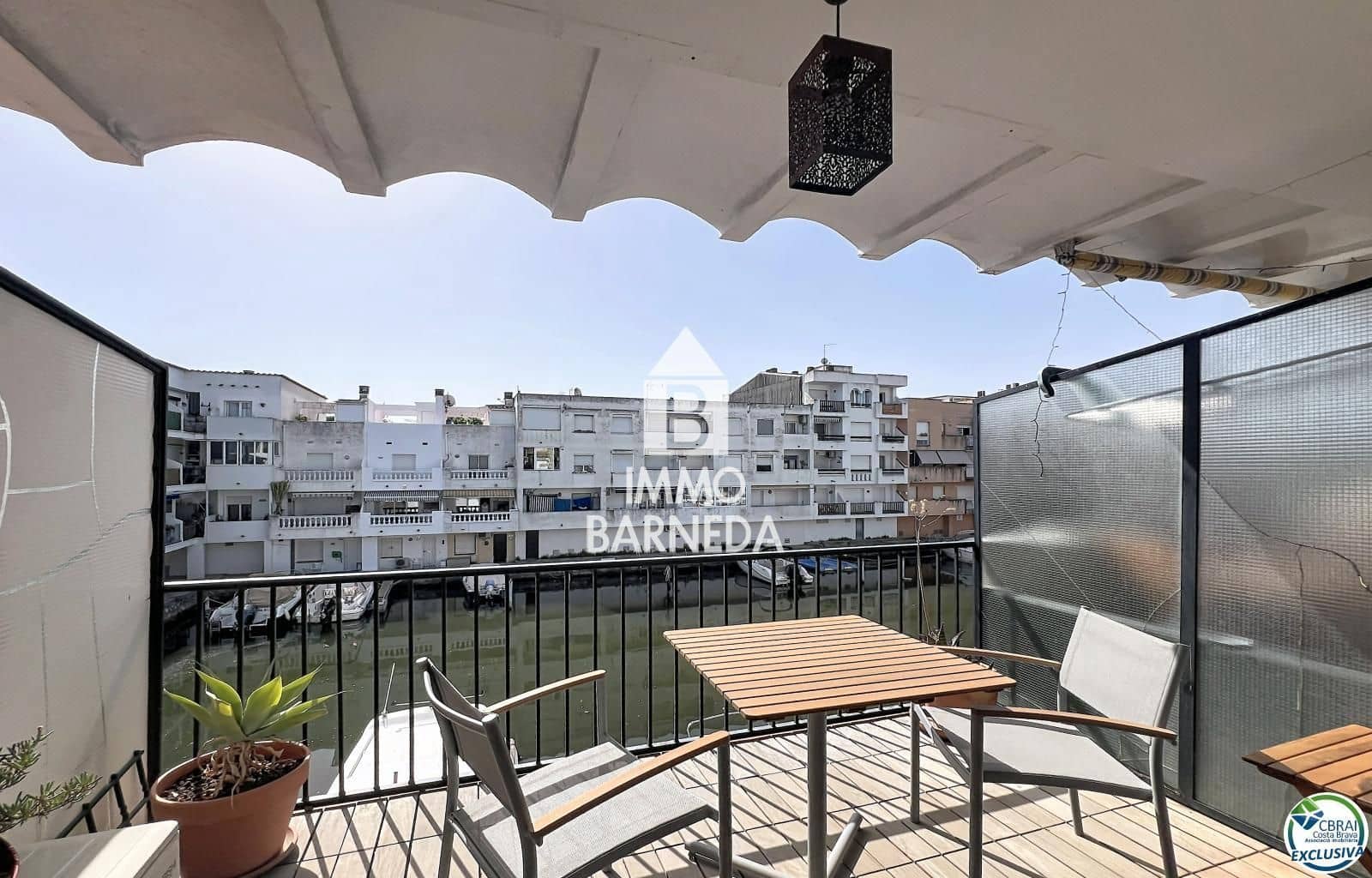 Piso de 1 habitación en Empuriabrava en venta con garaje - 144.000 € (Ref: 9958275)