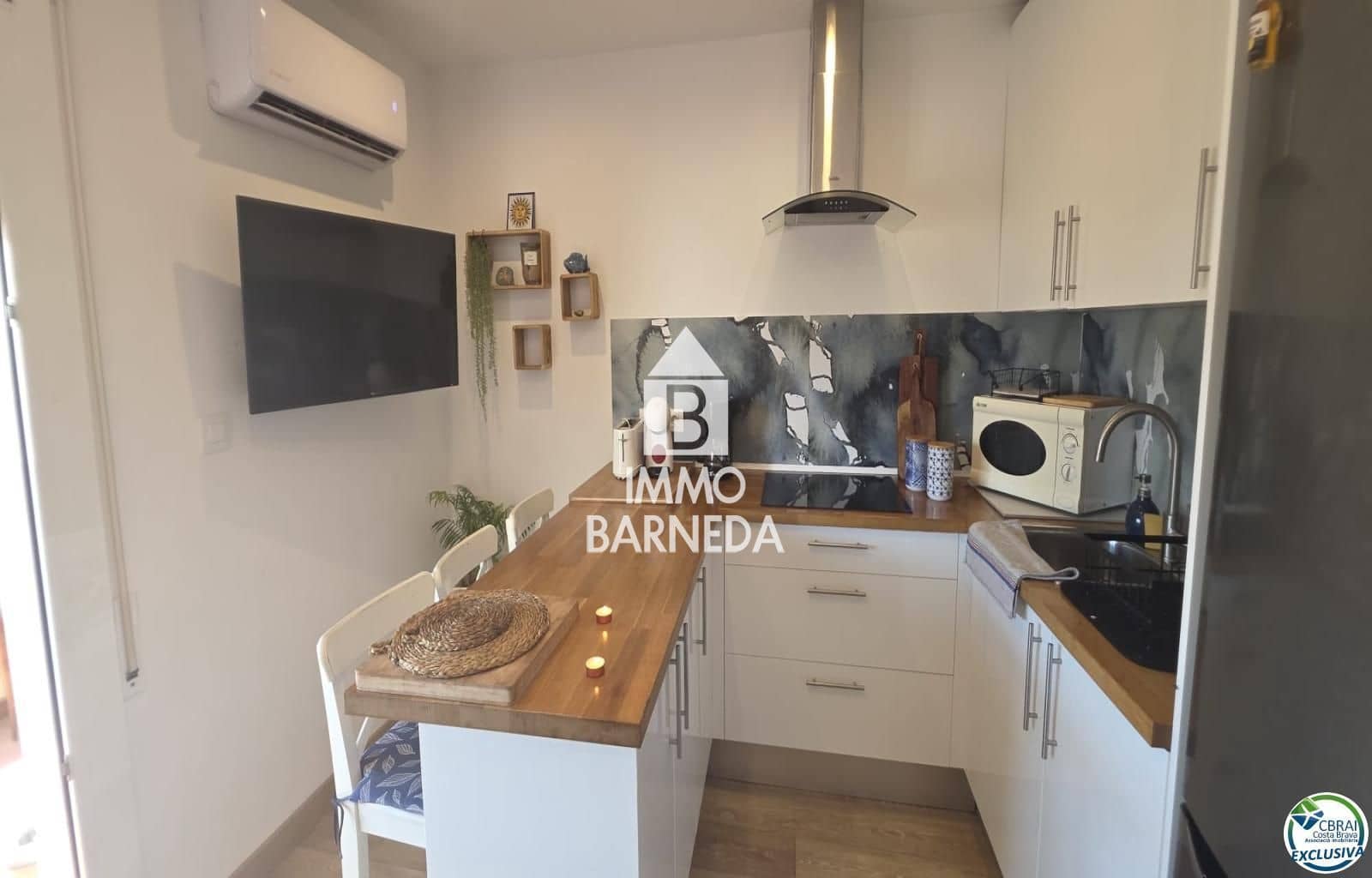1 chambre Appartement à vendre à Empuriabrava avec piscine - 140 000 € (Ref: 9958276)