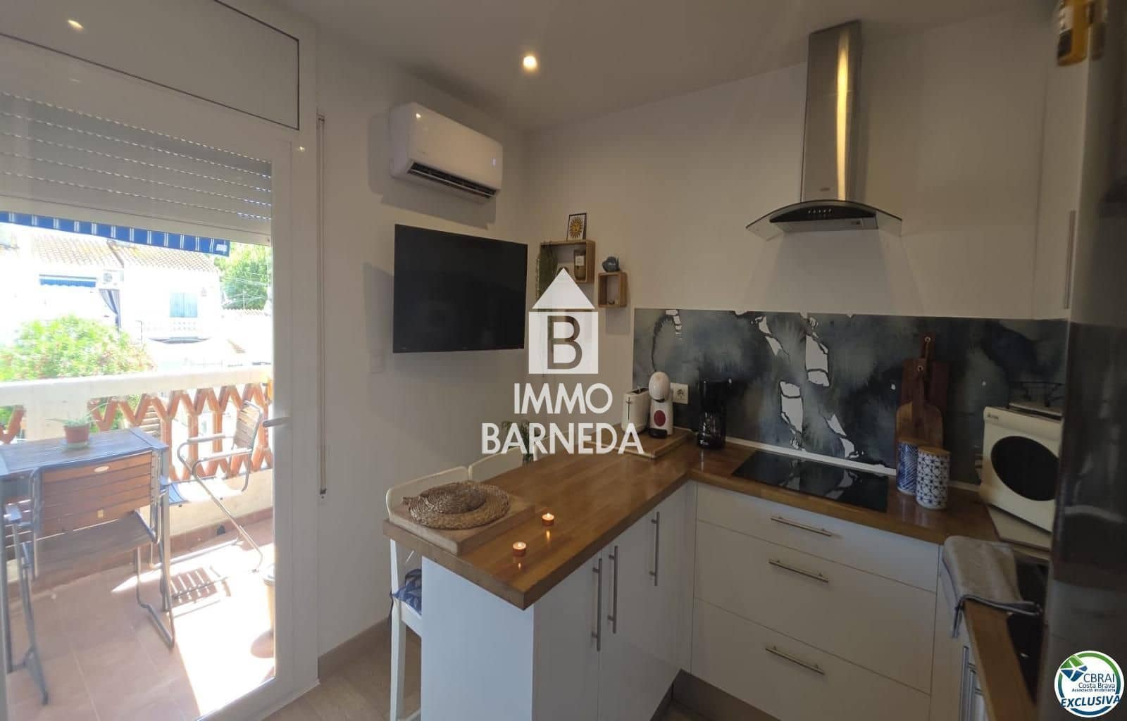 1 chambre Appartement à vendre à Empuriabrava avec piscine - 140 000 € (Ref: 9958276)