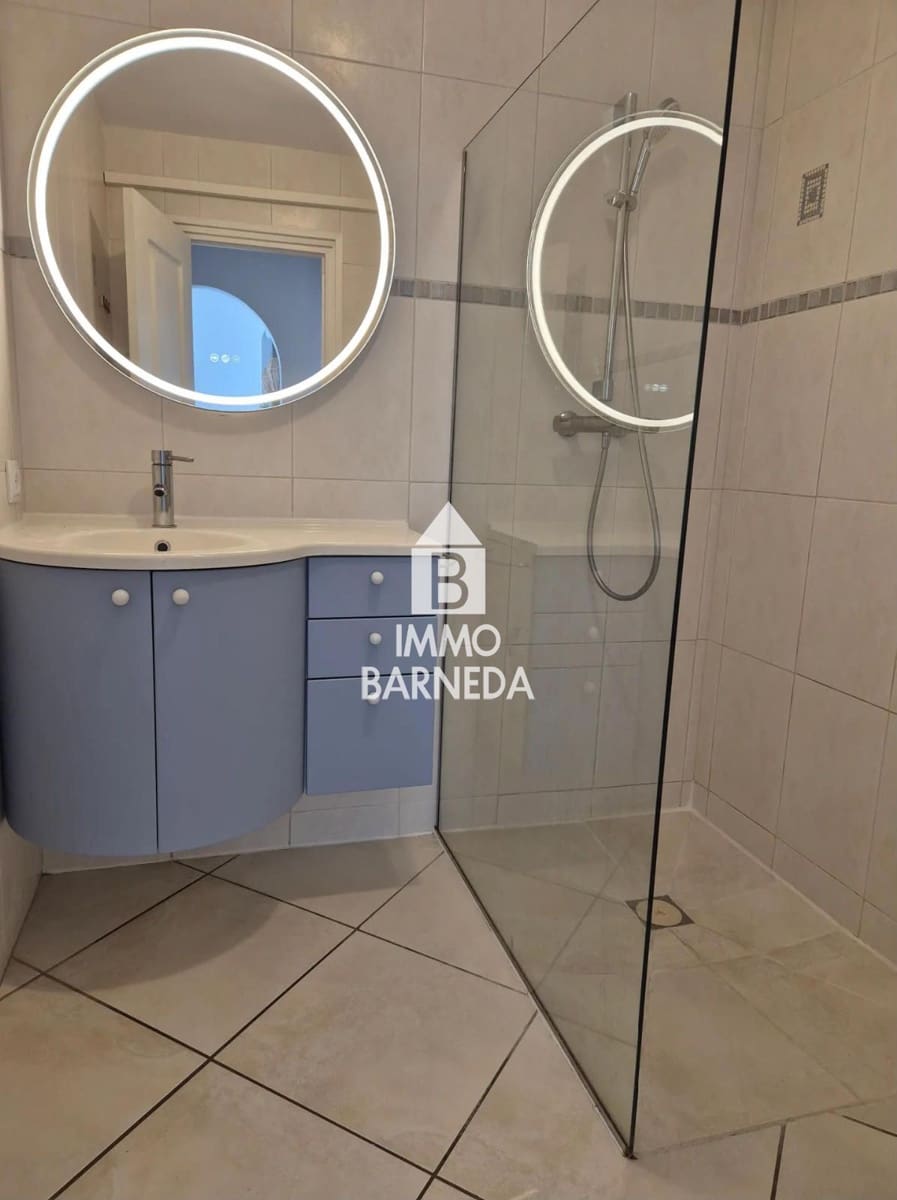 2 bedroom Flat for sale in Roses - € 330,000 (Ref: 9958832)