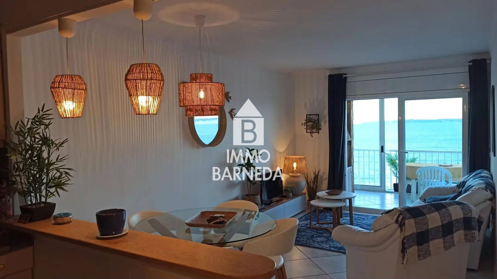 2 bedroom Flat for sale in Roses - € 330,000 (Ref: 9958832)