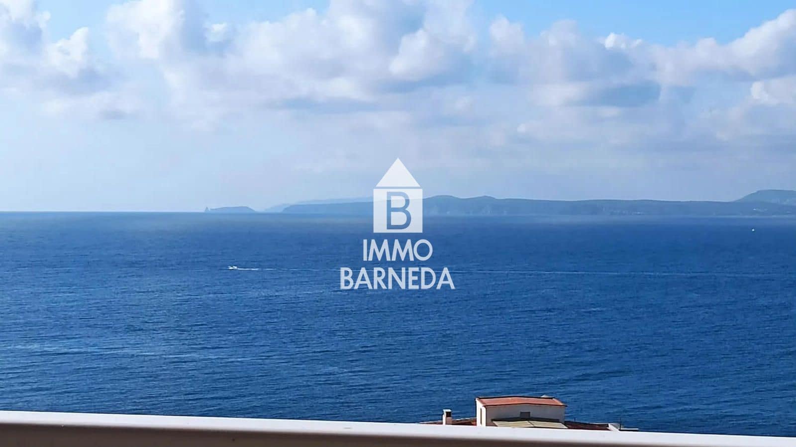 2 bedroom Flat for sale in Roses - € 330,000 (Ref: 9958832)