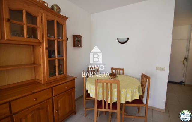 2 slaapkamer Flat te koop in Santa Margarida, Roses met garage - € 165.000 (Ref: 9960976)
