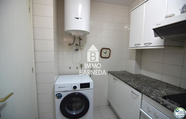 2 slaapkamer Flat te koop in Santa Margarida, Roses met garage - € 165.000 (Ref: 9960976)