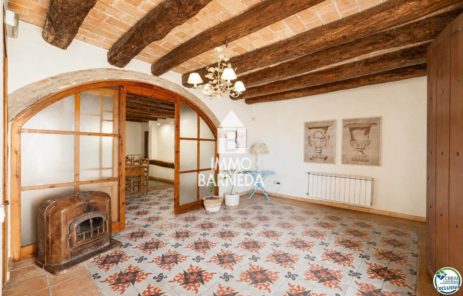 9 bedroom Villa for sale in Fortia - € 798,000 (Ref: 9960977)