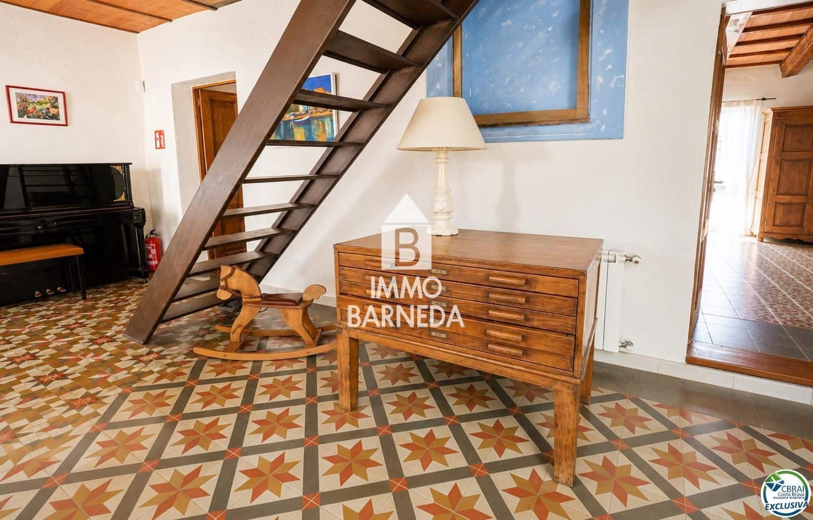 9 bedroom Villa for sale in Fortia - € 798,000 (Ref: 9960977)
