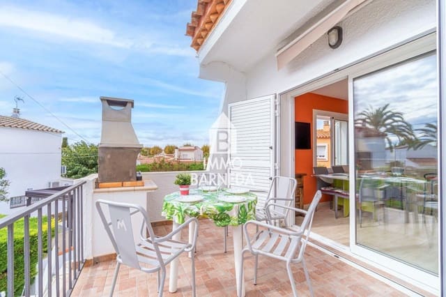 1 sovrum Lägenhet till salu i Empuriabrava, Castelló d'Empúries med garage - 170 000 € (Ref: 9964009)