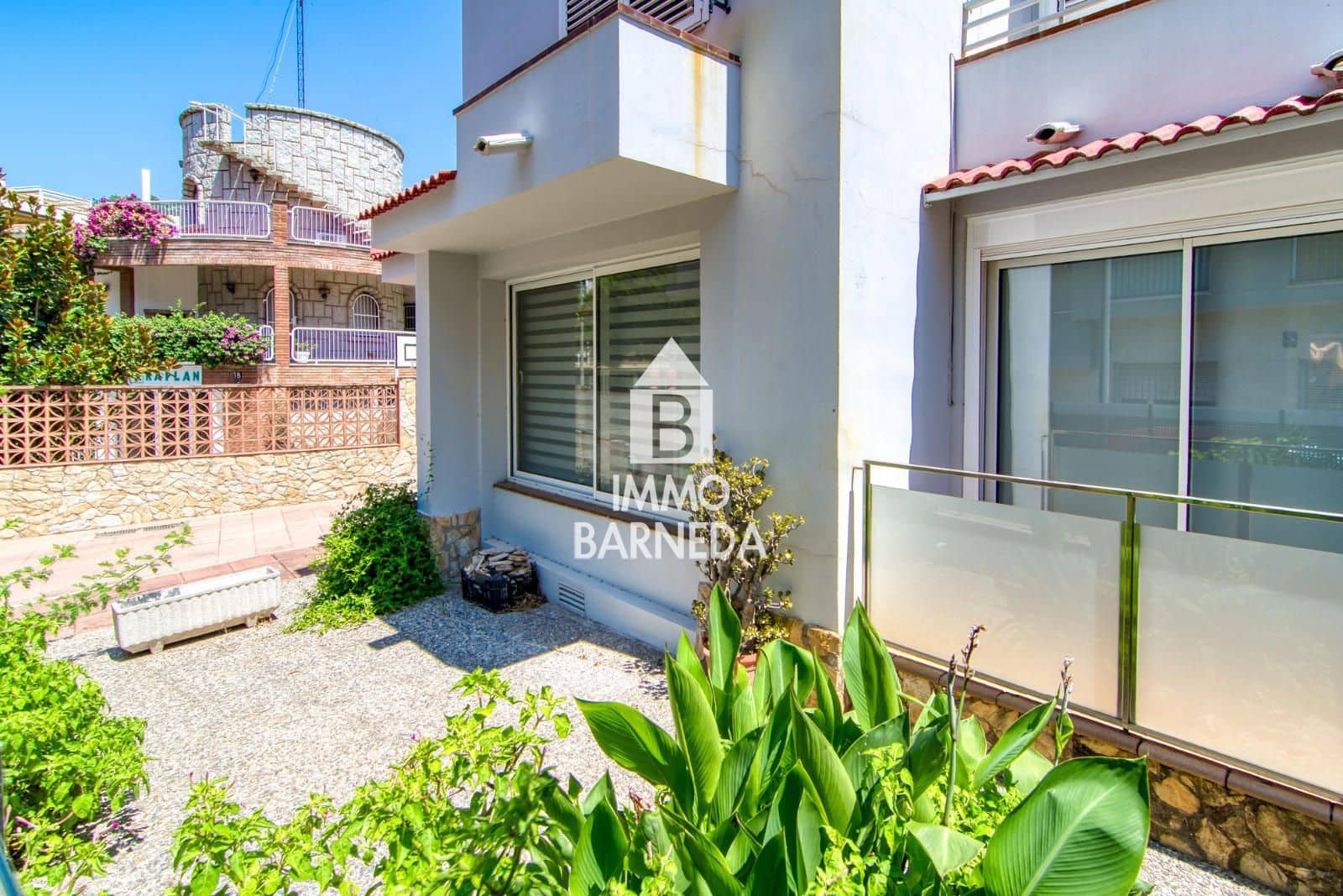 3 bedroom Villa for sale in Roses with garage - € 535,000 (Ref: 9968916)