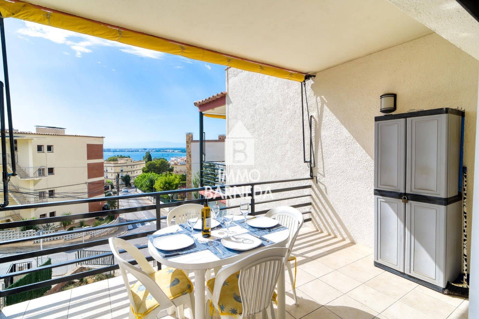 1 bedroom Flat for sale in Roses with garage - € 169,000 (Ref: 9969073)
