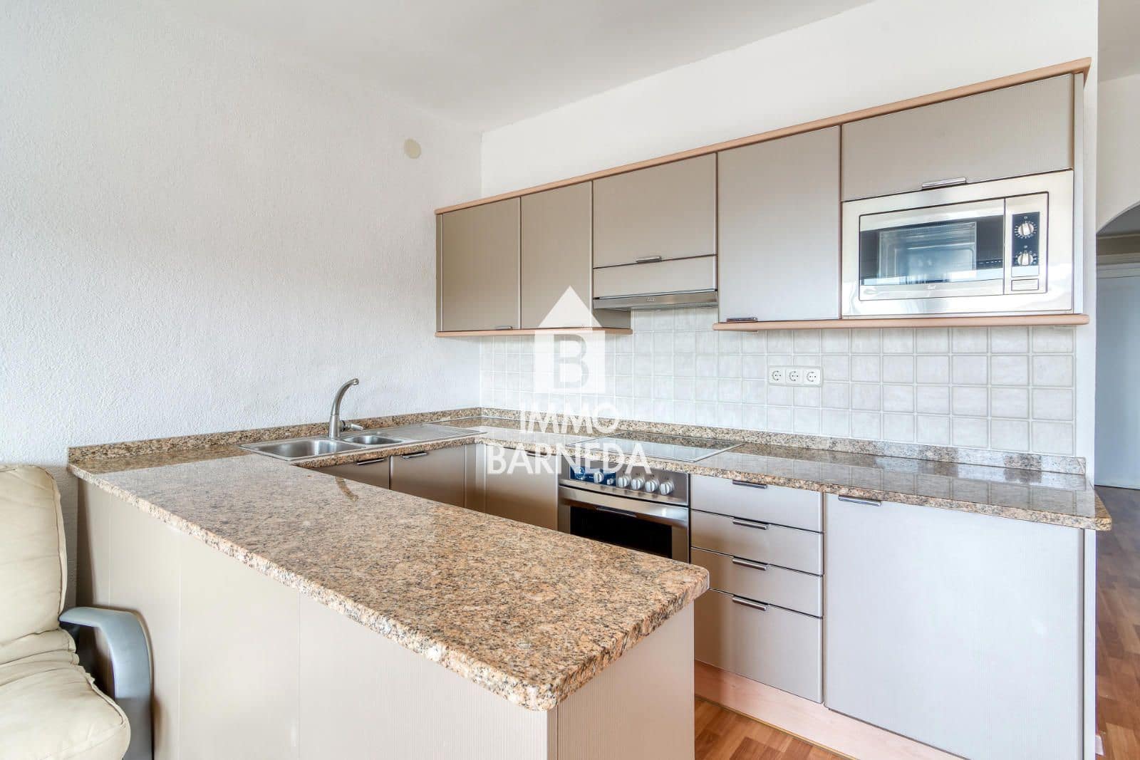 1 bedroom Flat for sale in Roses with garage - € 169,000 (Ref: 9969073)