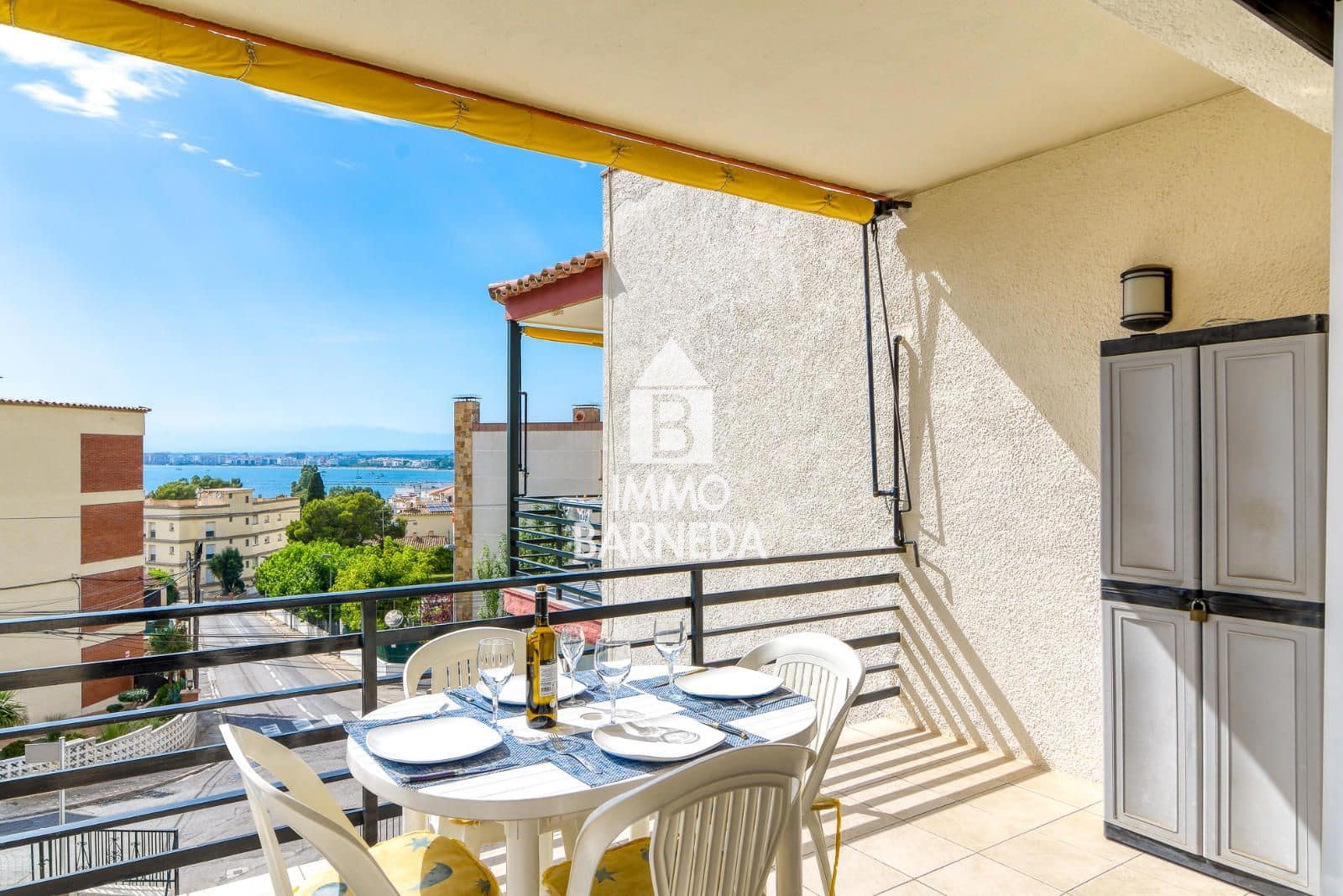 1 bedroom Flat for sale in Roses with garage - € 169,000 (Ref: 9969073)