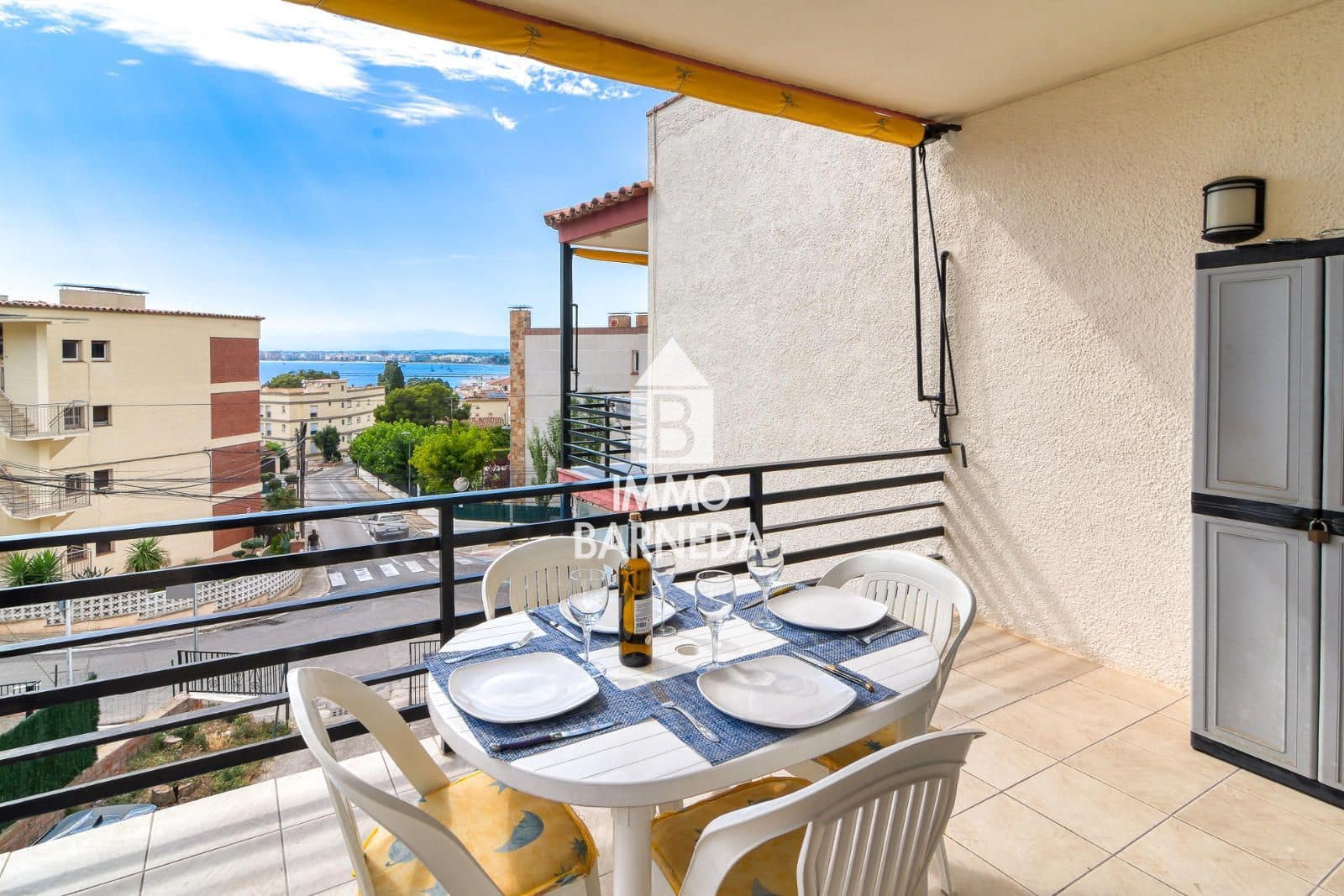 1 bedroom Flat for sale in Roses with garage - € 169,000 (Ref: 9969073)