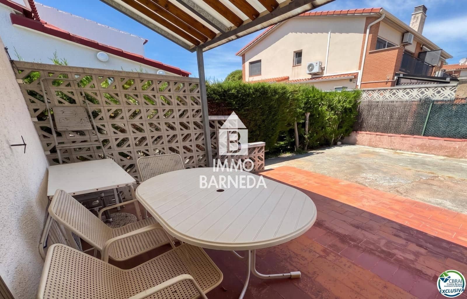 2 bedroom Villa for sale in Roses - € 178,000 (Ref: 9973664)