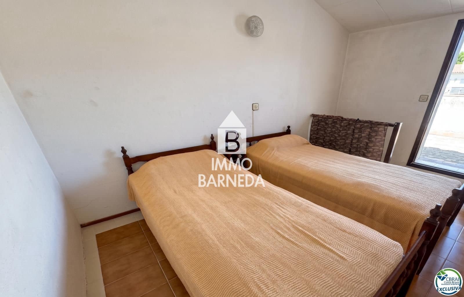2 bedroom Villa for sale in Roses - € 178,000 (Ref: 9973664)