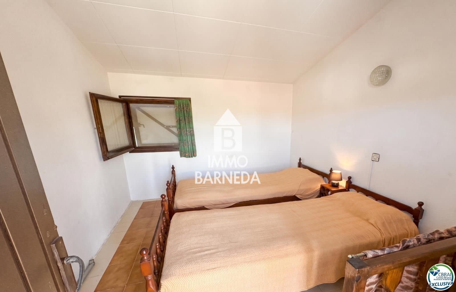2 bedroom Villa for sale in Roses - € 178,000 (Ref: 9973664)
