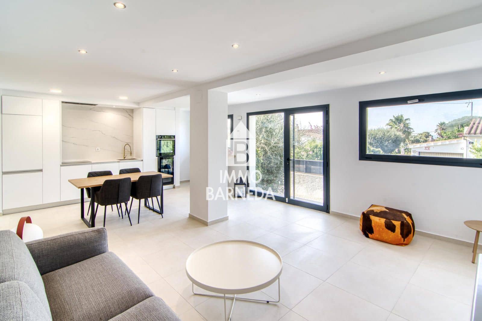 3 bedroom Villa for sale in Roses with garage - € 425,000 (Ref: 9974300)