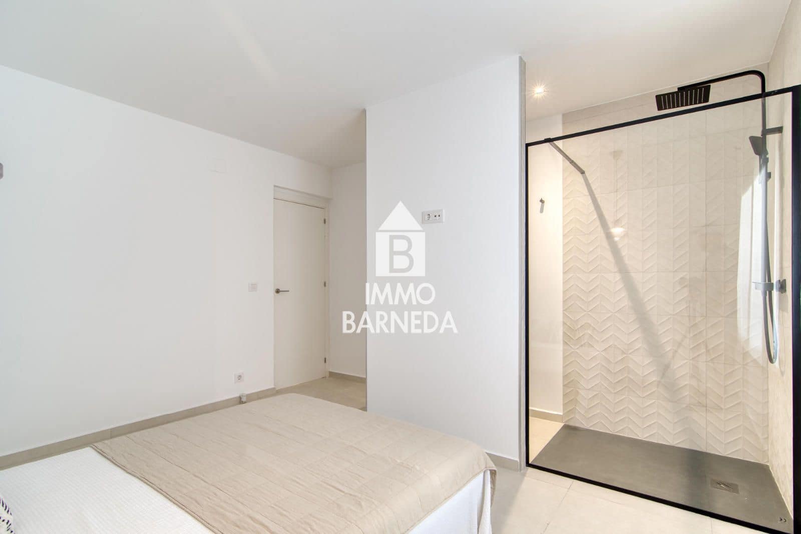 3 bedroom Villa for sale in Roses with garage - € 425,000 (Ref: 9974300)