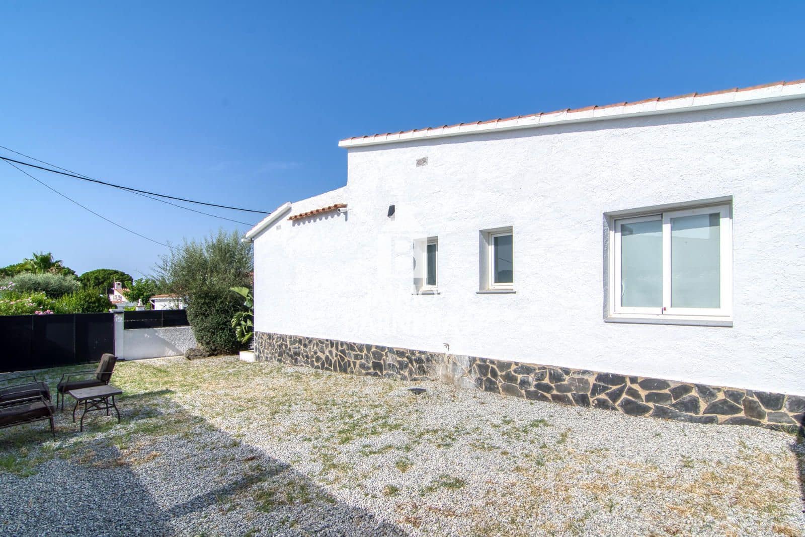 3 bedroom Villa for sale in Roses with garage - € 425,000 (Ref: 9974300)