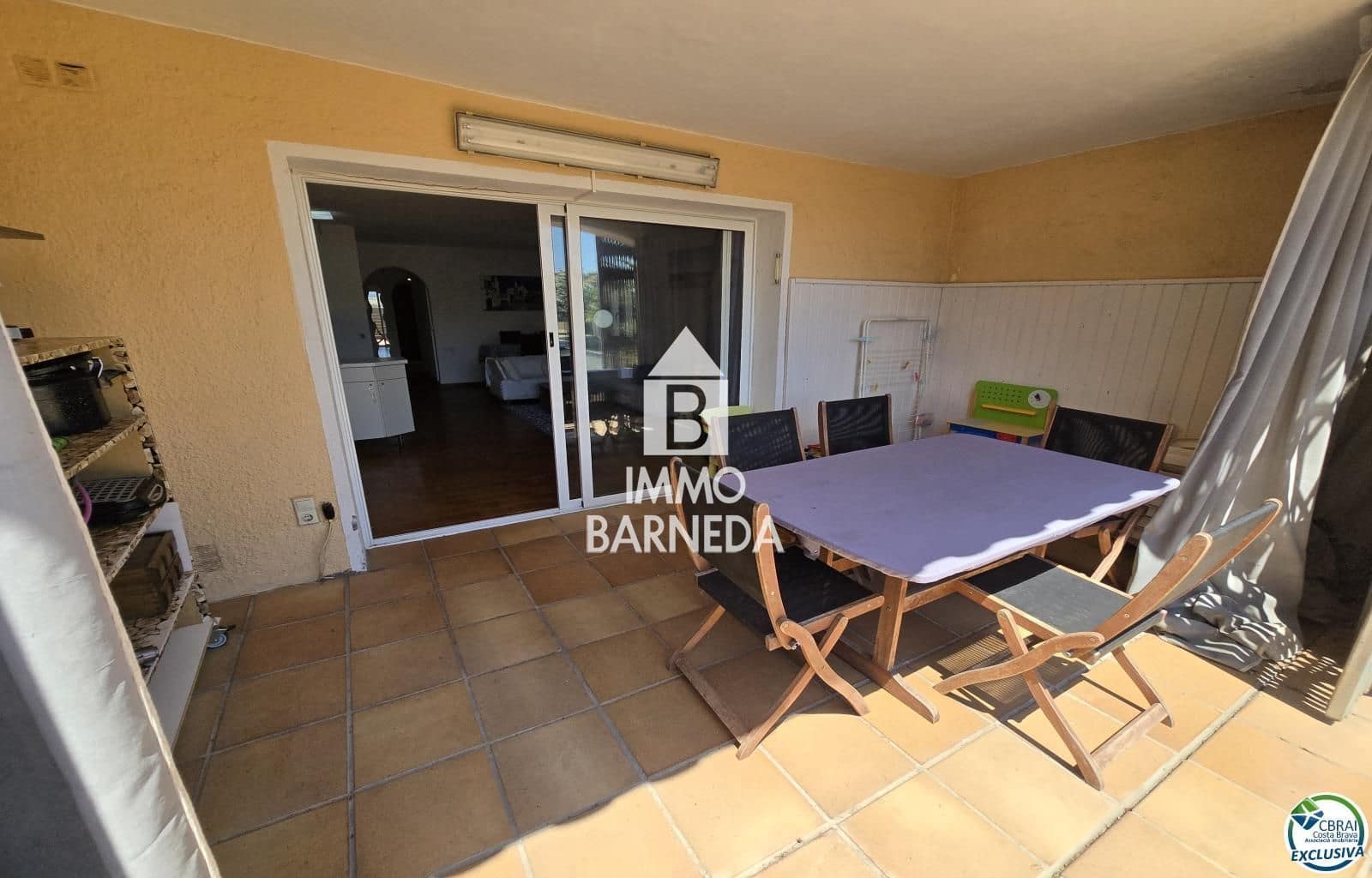 2 soveværelse Lejlighed til salg i Empuriabrava med garage - € 349.000 (Ref: 9976410)