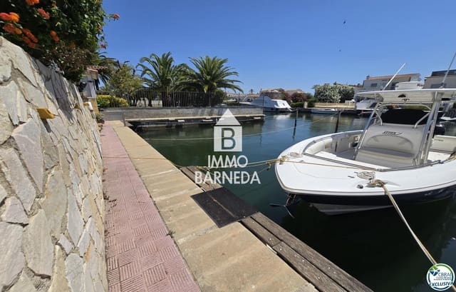 2 soveværelse Lejlighed til salg i Empuriabrava, Castelló d'Empúries med garage - € 349.000 (Ref: 9976410)