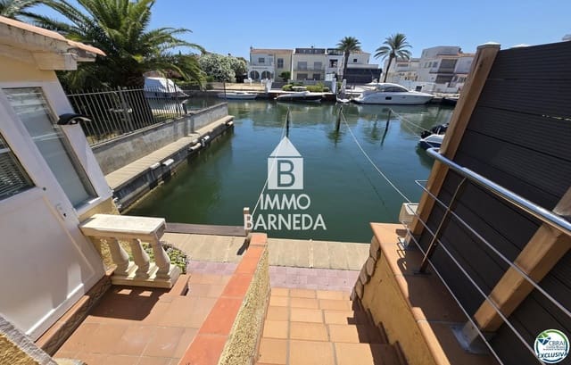 2 soveværelse Lejlighed til salg i Empuriabrava, Castelló d'Empúries med garage - € 349.000 (Ref: 9976410)