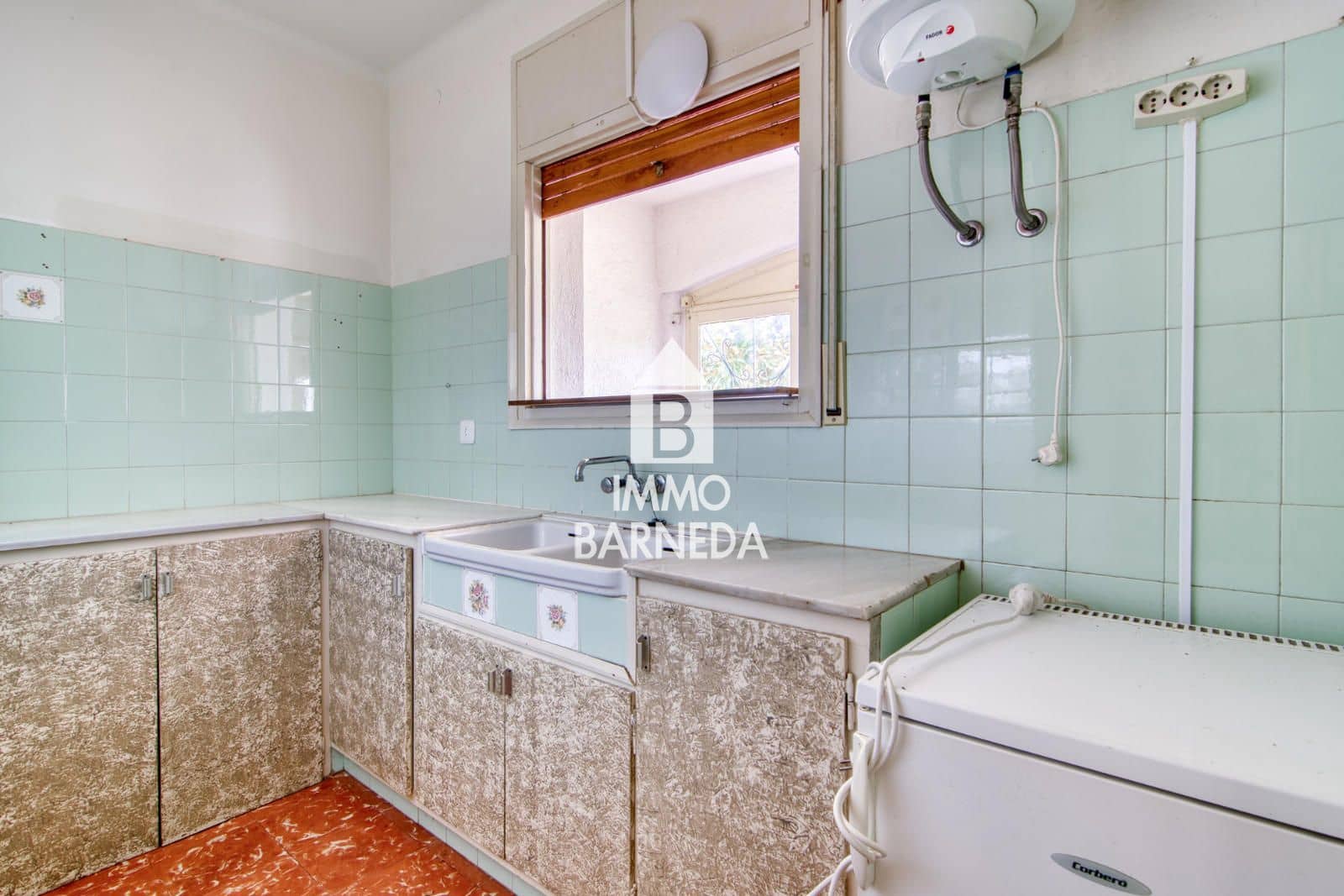 3 soveværelse Villa til salg i El Mas Fumats med garage - € 295.000 (Ref: 9977890)