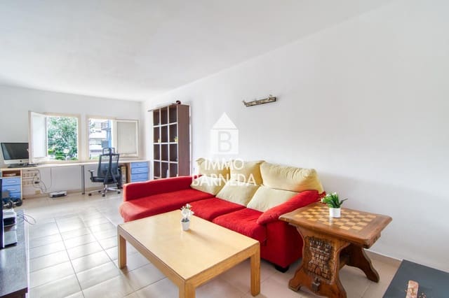 Piso de 2 habitaciones en Santa Margarida, Roses en venta - 149.000 € (Ref: 9981639)