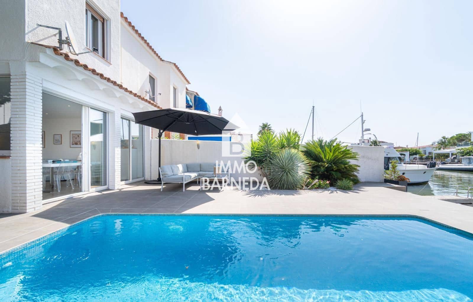 3 sypialnia Willa na sprzedaż w Santa Margarida z basenem garażem - 670 000 € (Ref: 9989463)
