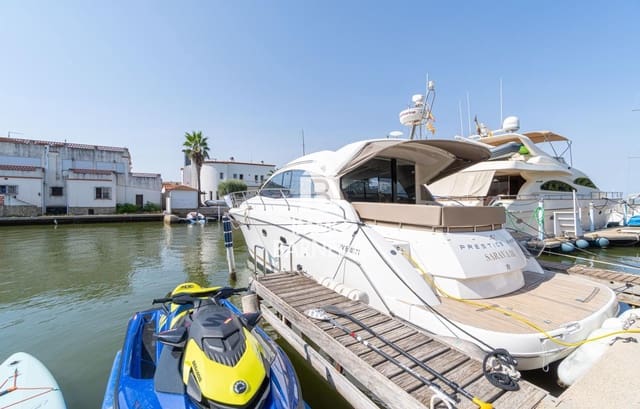 3 sypialnia Willa na sprzedaż w Santa Margarida, Roses z basenem garażem - 670 000 € (Ref: 9989463)