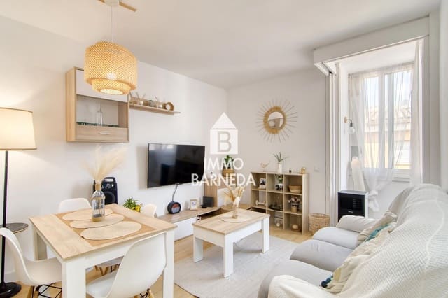 2 slaapkamer Flat te koop in Roses - € 139.000 (Ref: 9989464)