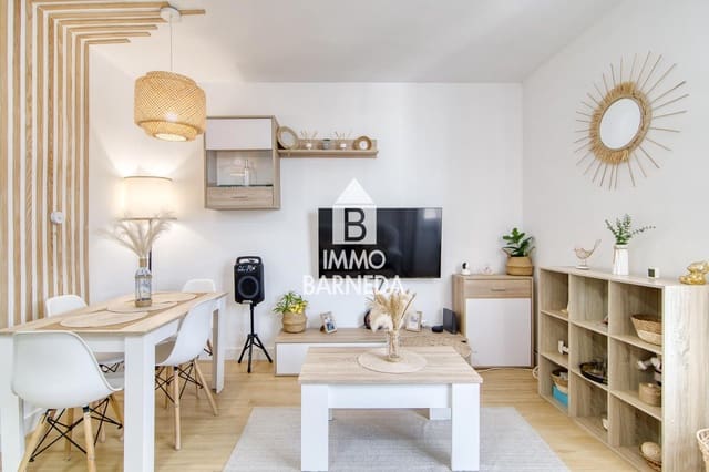 2 slaapkamer Flat te koop in Roses - € 139.000 (Ref: 9989464)