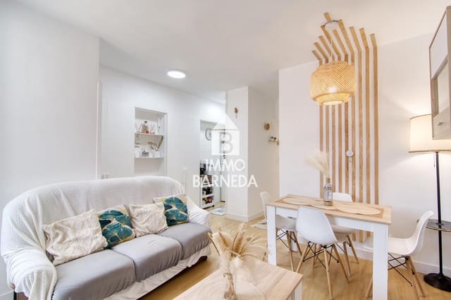 2 slaapkamer Flat te koop in Roses - € 139.000 (Ref: 9989464)