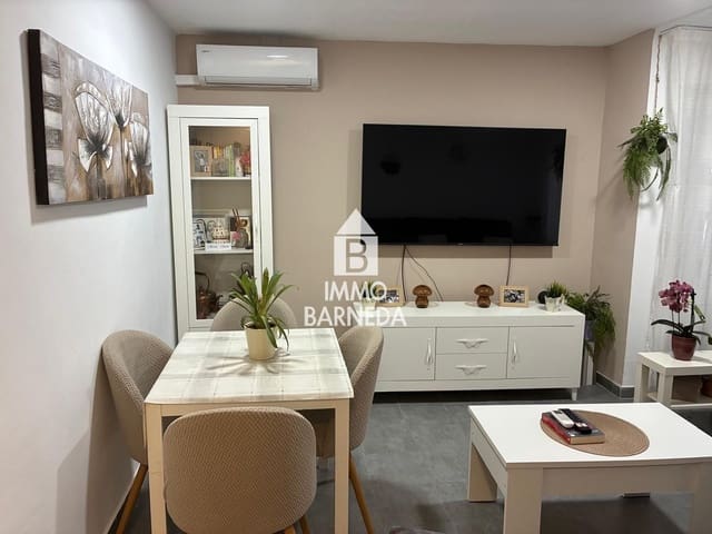 3 slaapkamer Flat te koop in Roses - € 189.000 (Ref: 9990930)