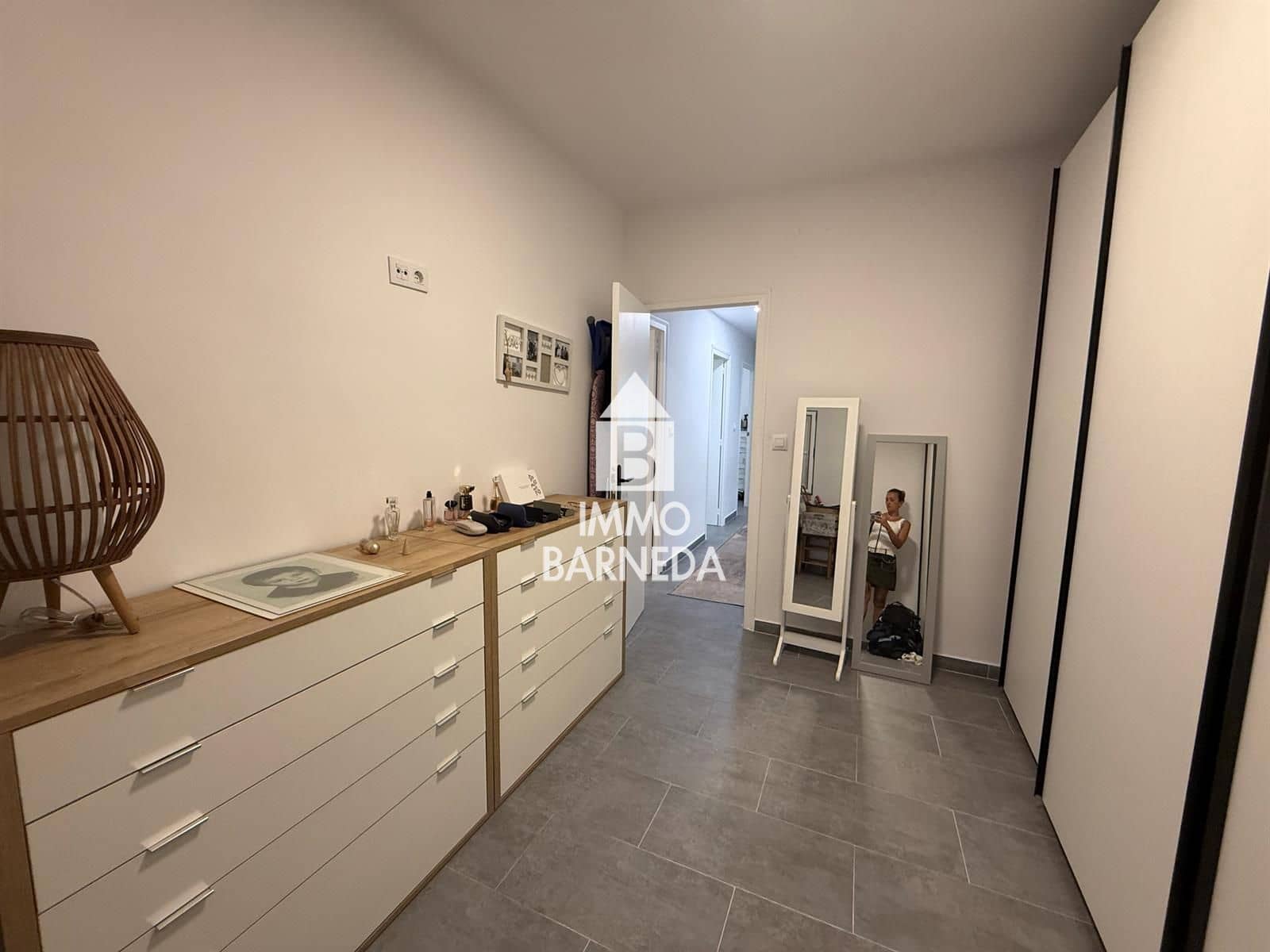 3 bedroom Flat for sale in Roses - € 189,000 (Ref: 9990930)
